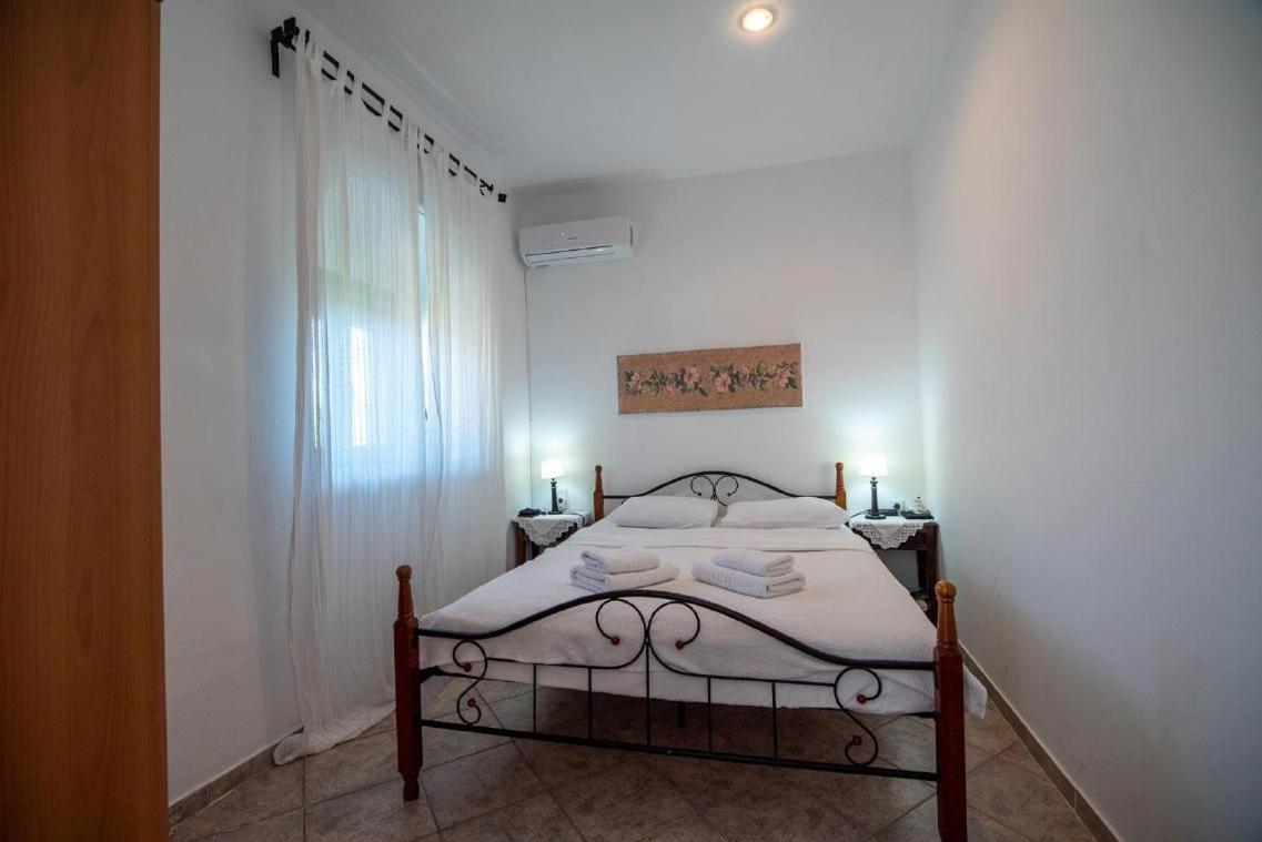 Olga'S House Apartment Neo Oitilo ภายนอก รูปภาพ